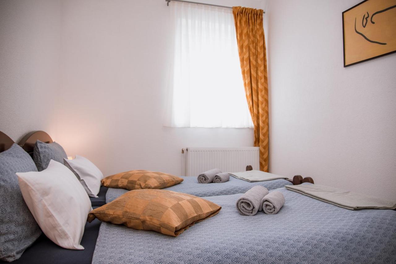 Guest House Mylan Licko Petrovo Selo Zewnętrze zdjęcie