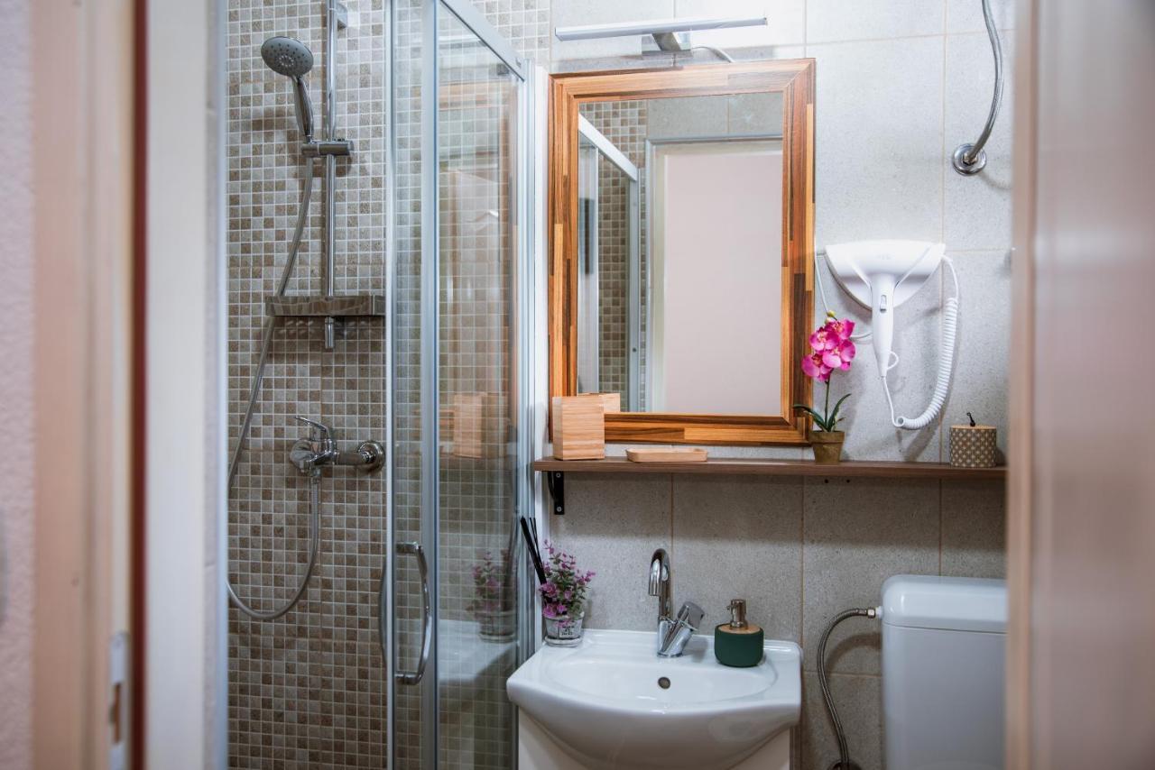 Guest House Mylan Licko Petrovo Selo Zewnętrze zdjęcie