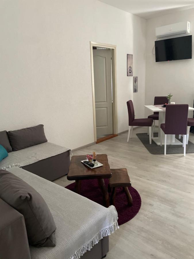 Guest House Mylan Licko Petrovo Selo Zewnętrze zdjęcie